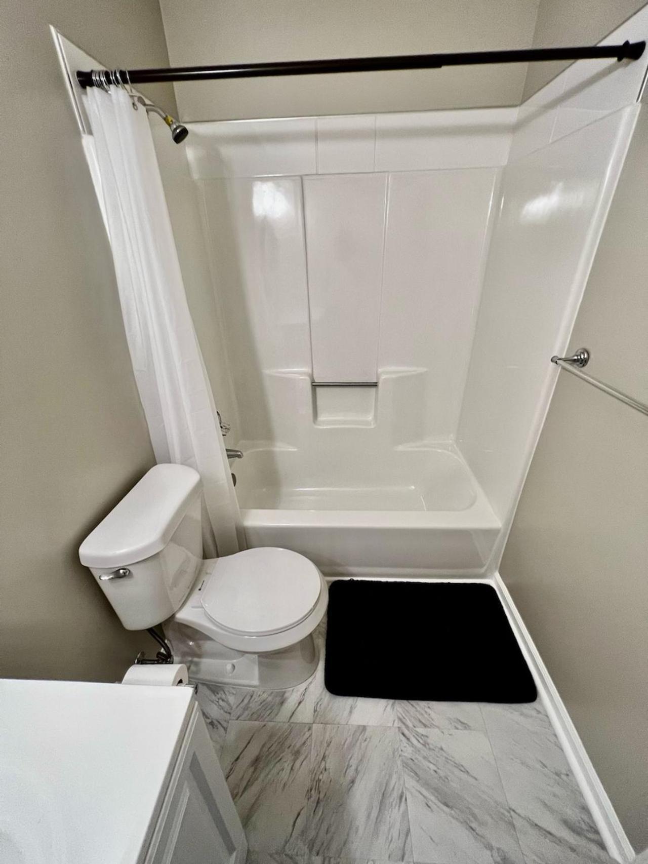 Ecstatic Town Home In Stone Mountain Esterno foto
