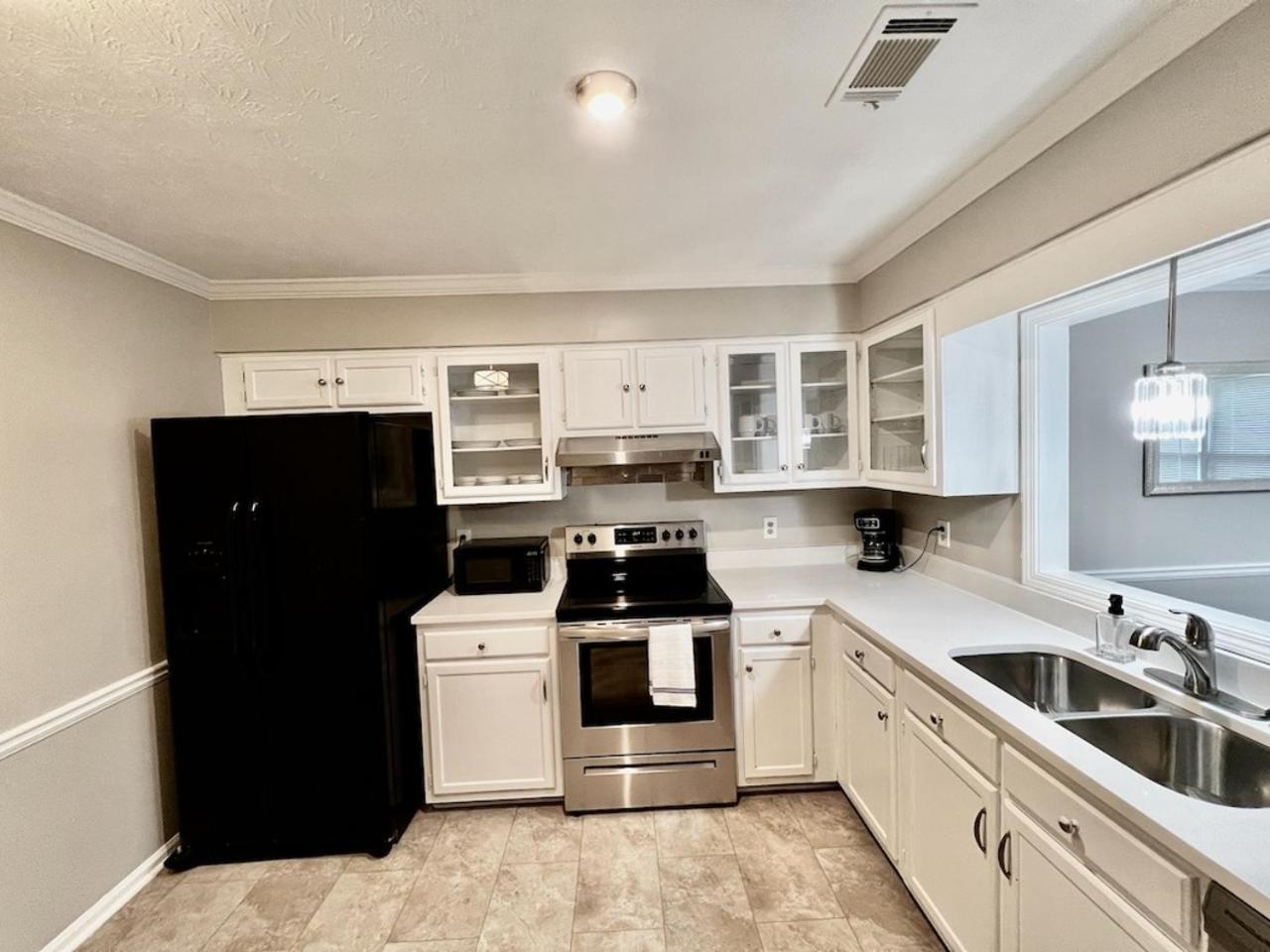 Ecstatic Town Home In Stone Mountain Esterno foto