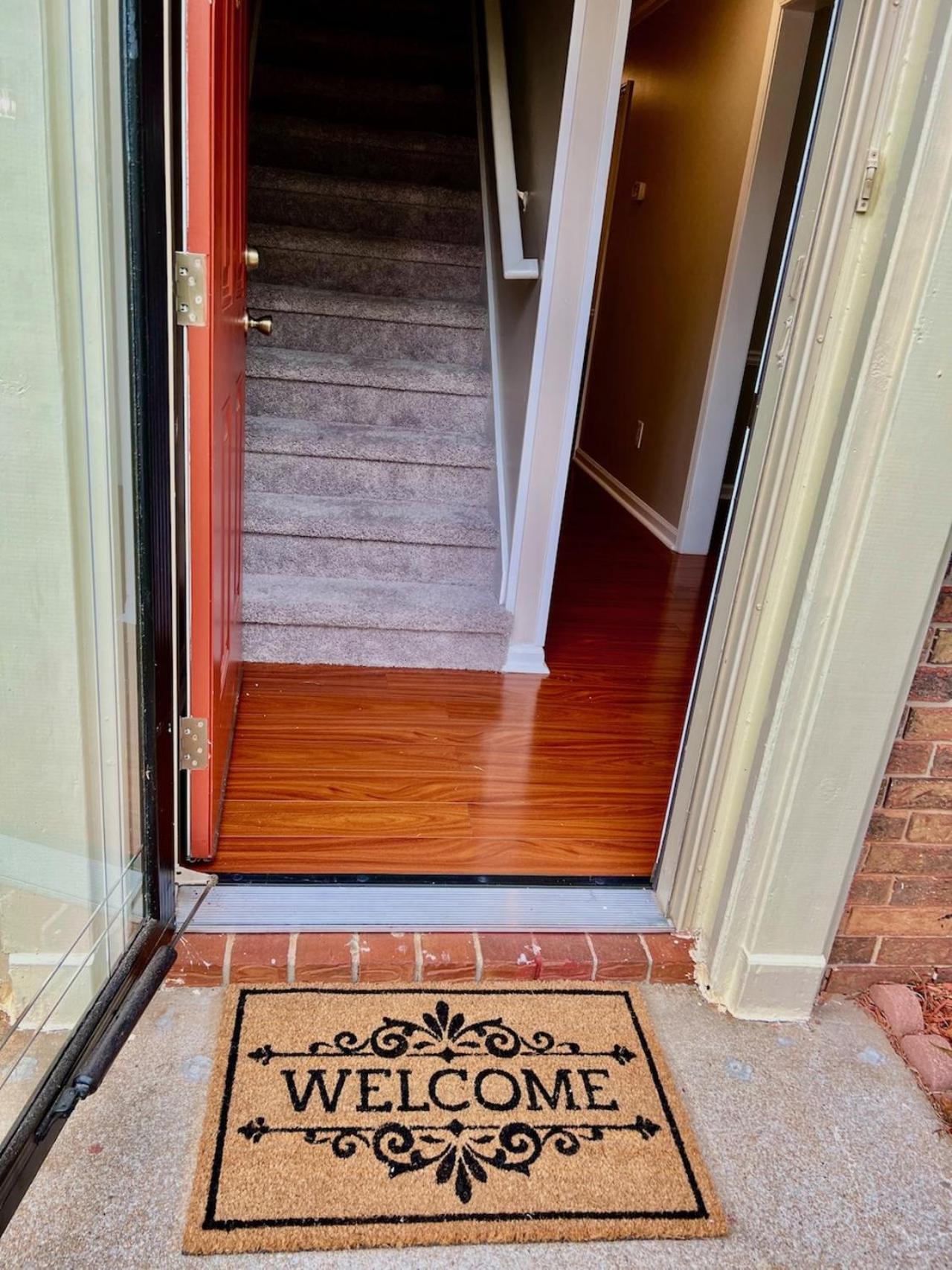 Ecstatic Town Home In Stone Mountain Esterno foto